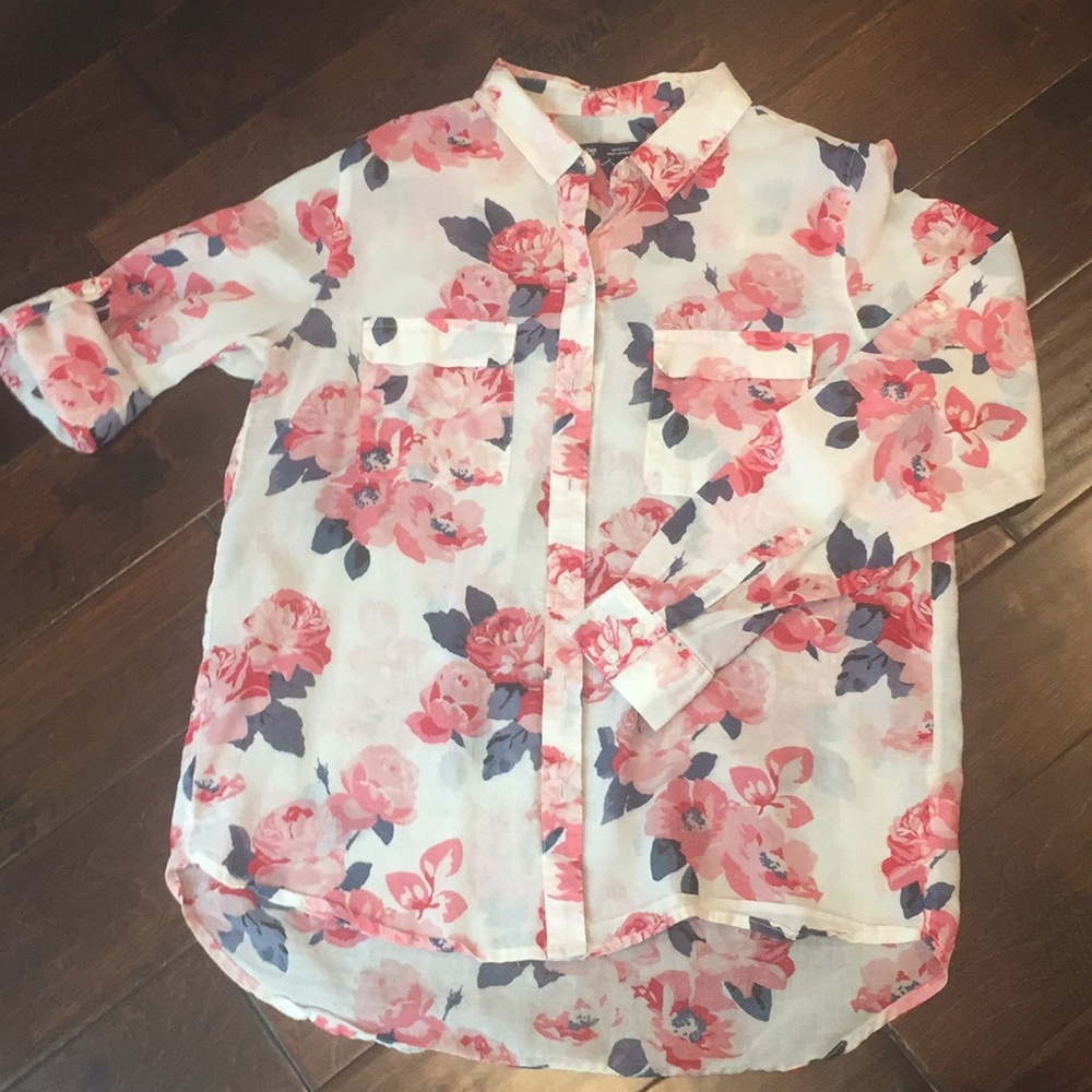 GAP boyfriend 🌹rose 🌹 button up